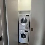 Luxury 1 Bd Unit In Financial District